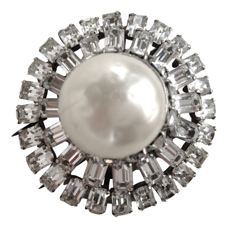 Roger Scemama Brooch For Christian Dior Couture For Sale