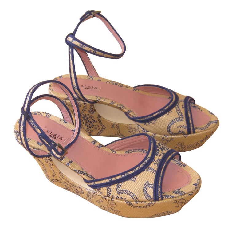 Azzedine Alaia Patterned Platform Sandals Size 37.5 For Sale