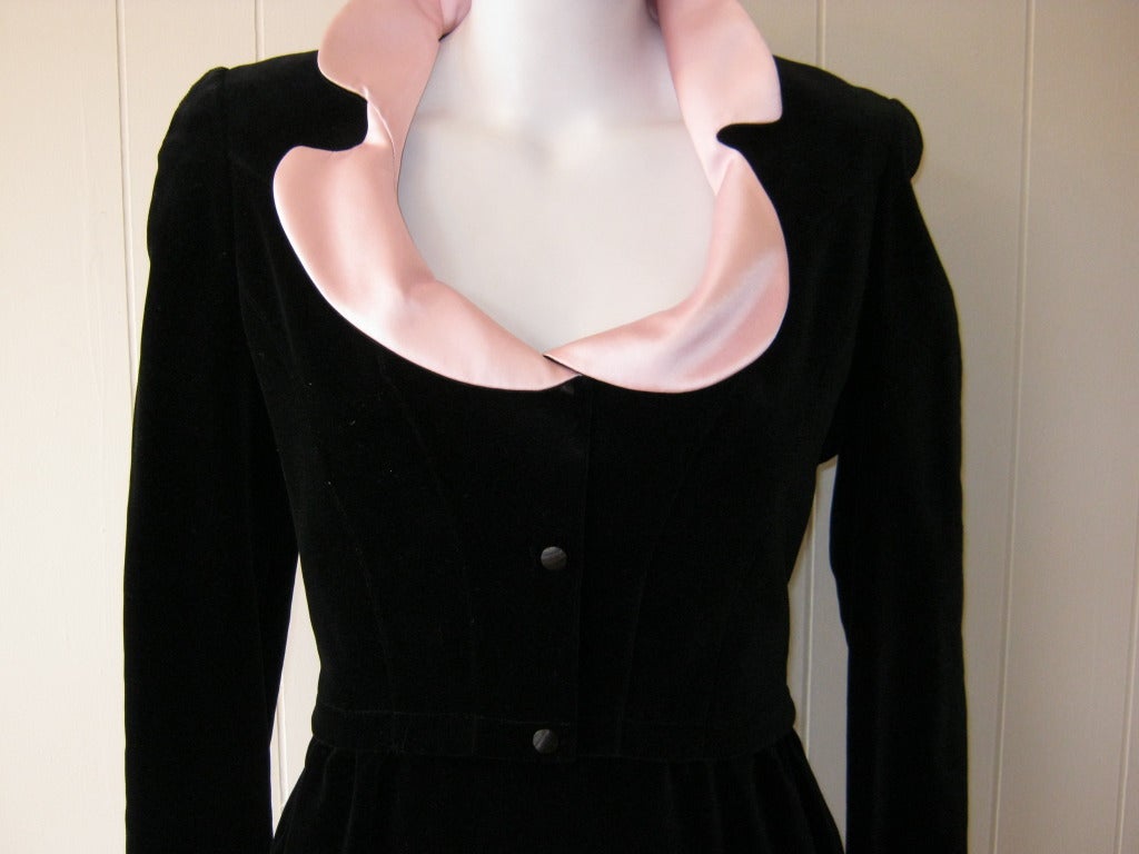 1980s Thierry Mugler Black Velvet Cocktail Dress In Excellent Condition In Port Hope, ON