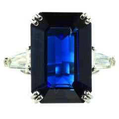 Stunning Sapphire Diamond Ring