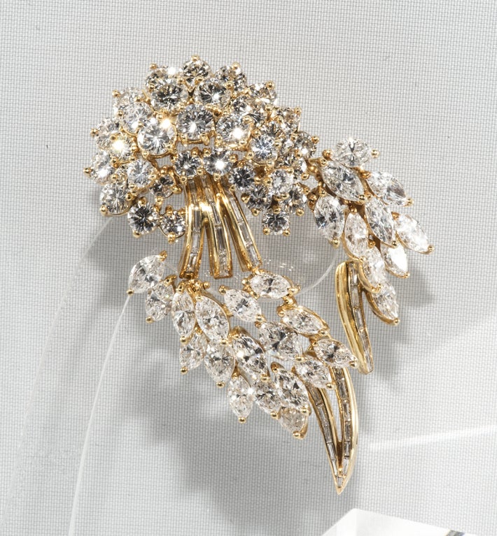 Diamond and Gold Reticulated Brooch For Sale 1