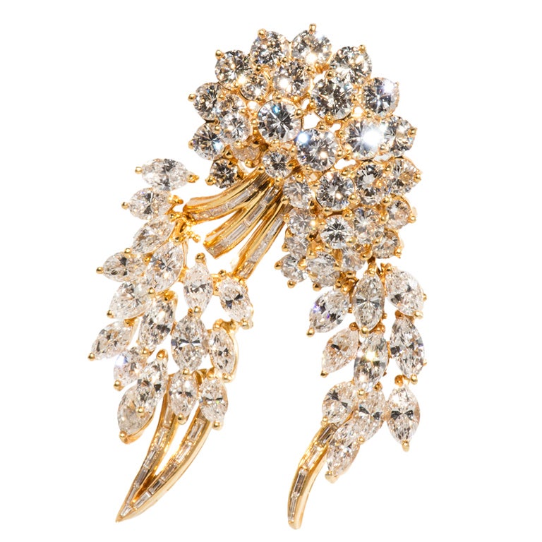 Diamond and Gold Reticulated Brooch For Sale
