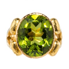 Elizabeth Locke Peridot Ring