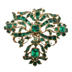 Amazing 18th Century Iberian Colombian Emerald Gold Brooch
