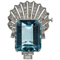 Beautiful Aquamarine and Diamond Shell Pendant Brooch