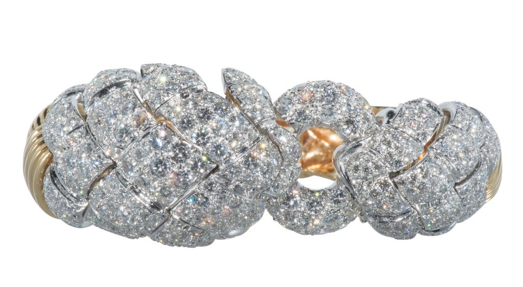 Contemporary David Webb Amazing Diamond Bracelet