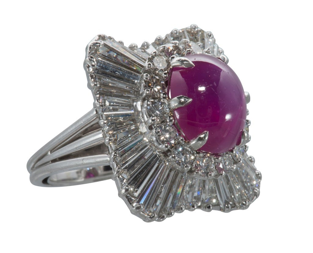 Stunning Star Ruby Diamond Cocktail Ring In Excellent Condition In Houston, TX