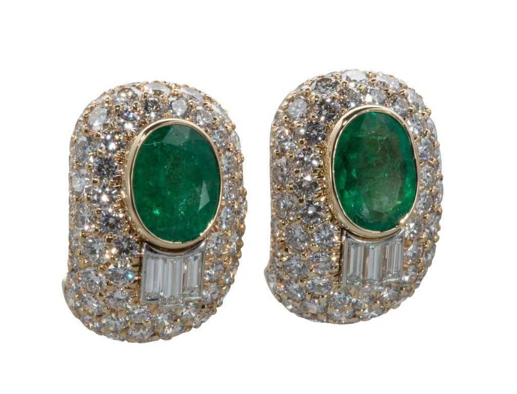 Contemporary David Webb Emerald Diamond Earrings For Sale