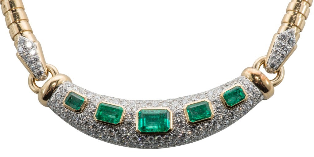 David Webb Platinum 18kt Emerald and Diamond Necklace.

Complete with original bill of sale and appraisal from David Webb, Houston.
151 Diamonds=8.39 ct
1 Emerald=2.81  2 Emeralds=3.47  2 Emeralds=2.48