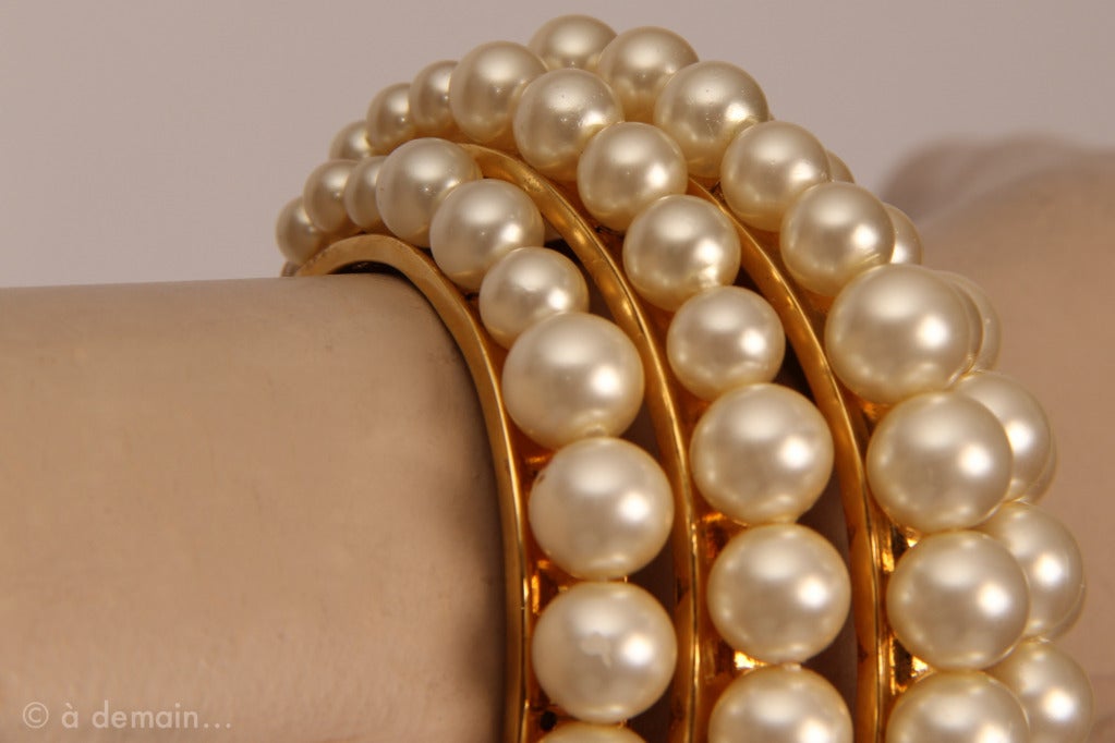 Chanel '03 Elegant cuff bracelet 1