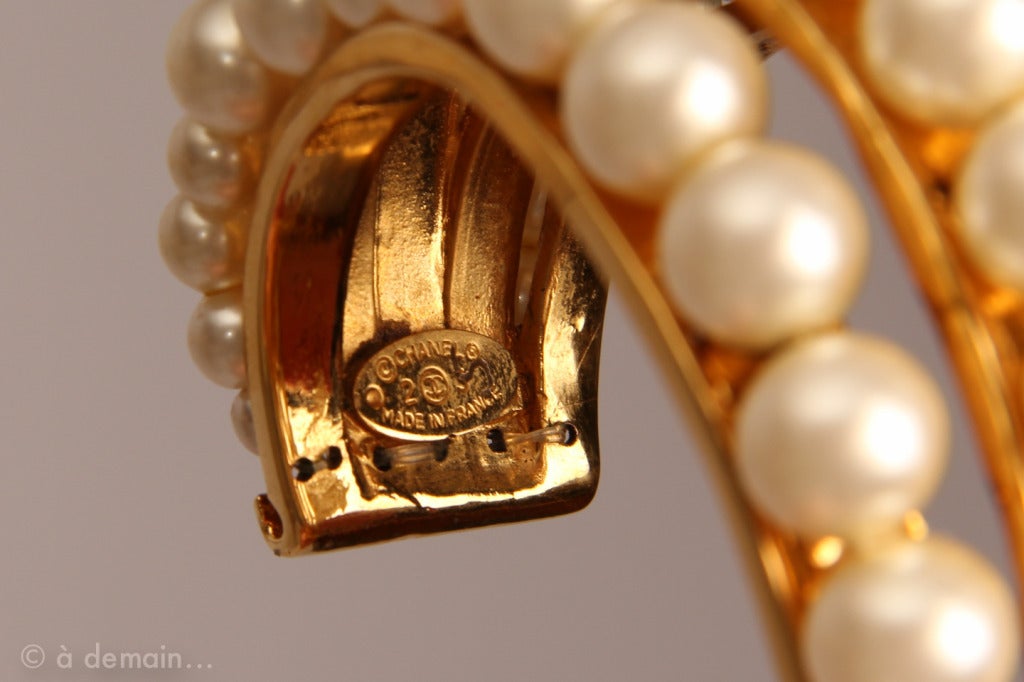 Chanel '03 Elegant cuff bracelet 2