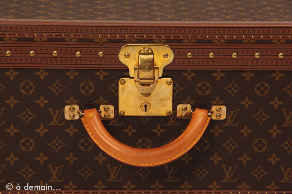 Women's or Men's Louis Vuitton large hard suitcase