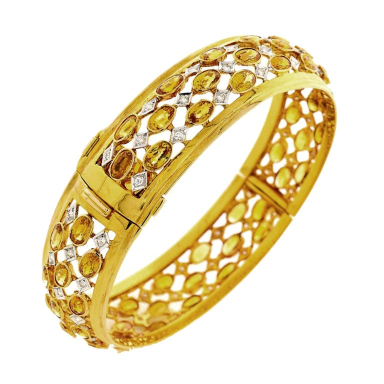 Three Row Yellow Sapphire Diamond Gold Hinged Bangle Bracelet For Sale