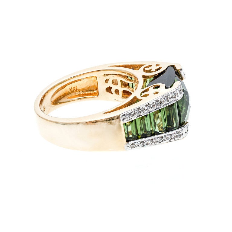 Bellarri Green Tourmaline Diamond Gold Ring In Excellent Condition In Stamford, CT