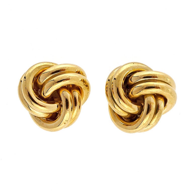Tiffany and Co. Twist Knot Stud Yellow Gold Earrings at 1stDibs | gold  twist knot earrings, tiffany gold knot earrings, gold knot earrings tiffany