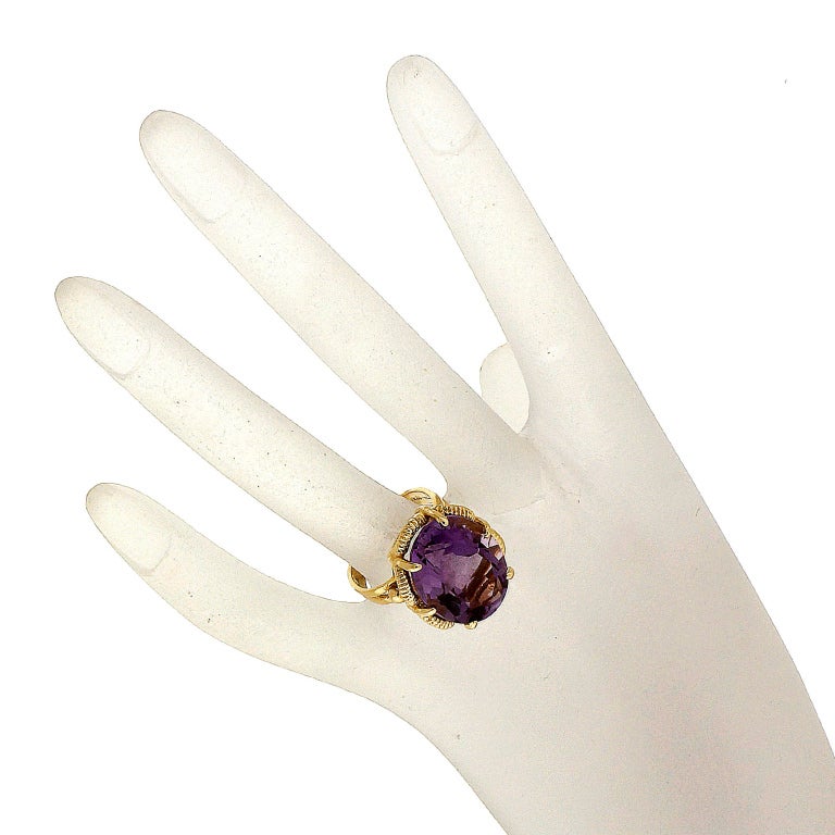 Bright Purple Amethyst Yellow Gold Ring c1950 3