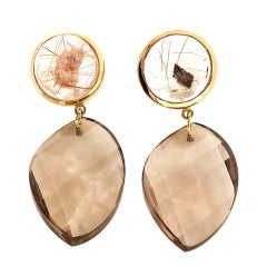 Boucles d'oreilles pendantes Peter Suchy Manifestor en or et quartz