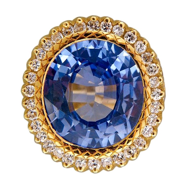 Natural Violet Sapphire Diamond Gold Ring 