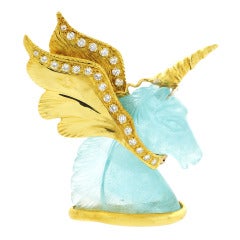 Peter Suchy Natural Carved Aquamarine Gold Unicorn Pin
