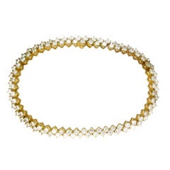 Ladies' Seven Inch Diamond Yellow Gold Bracelet