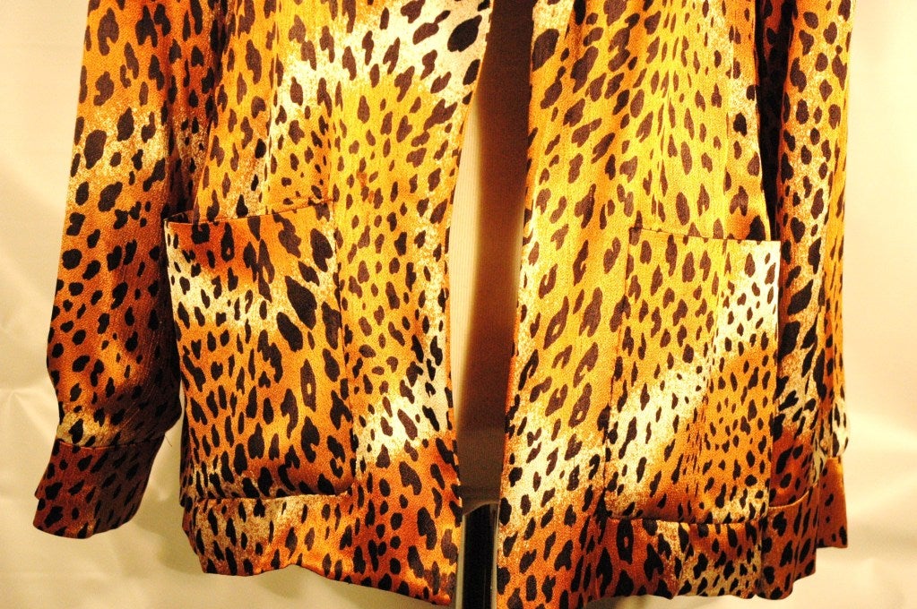 Vintage Yves Saint Laurent Silk Leopard Animal Print Jacket Top Rare In Excellent Condition For Sale In Lake Park, FL
