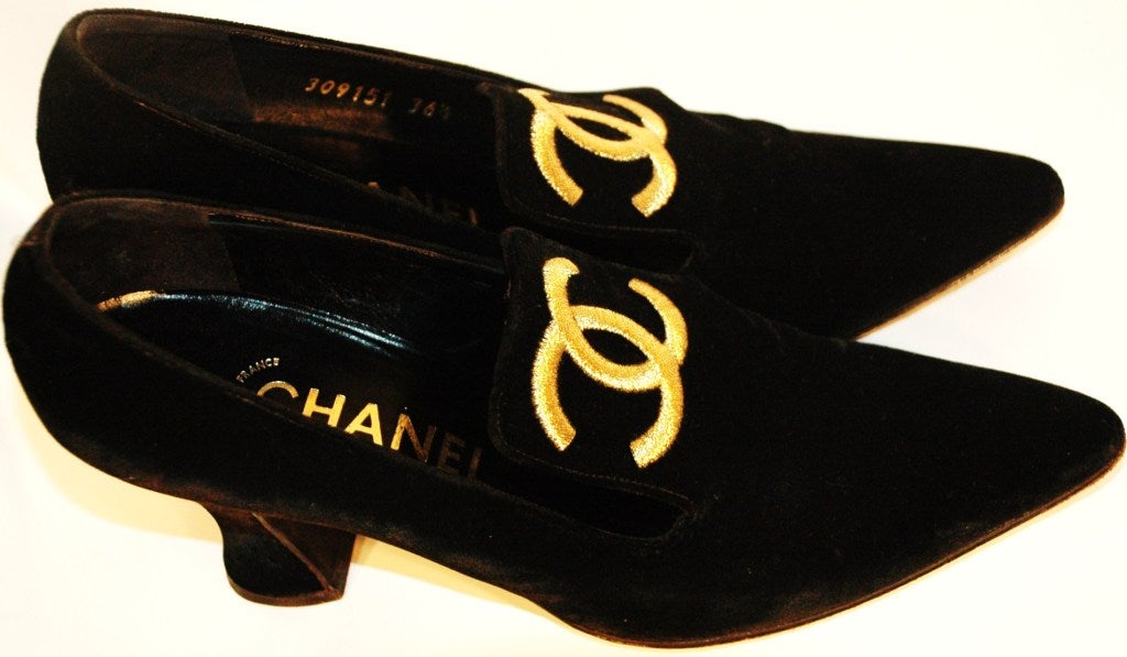 Vintage 1993 Chanel Velour Gold Embroidered CC Logo Heels 36 1/2 4