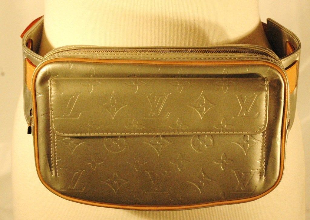 Louis Vuitton 1999 Fulton Silver Vernis Waist Belt Fanny Pack