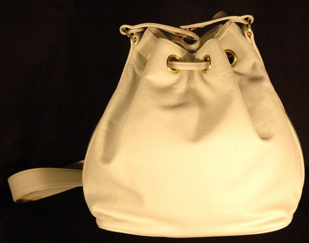 Women's Vintage 1990s Chanel white Lambskin Drawstring Pouch Tote Gold Hardware
