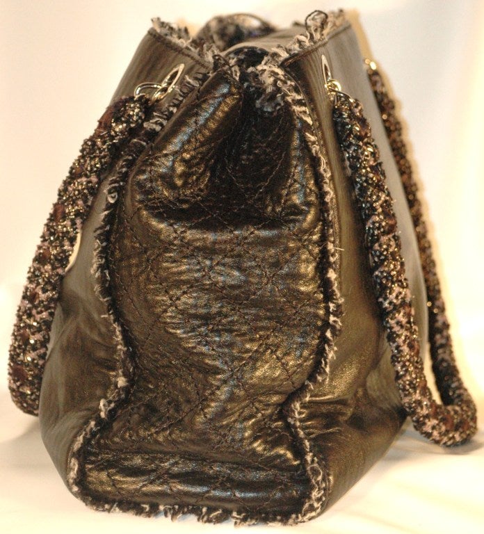 2009 Chanel Black Leather Tweed Fringed Piping & Lining Tote Handbag 4