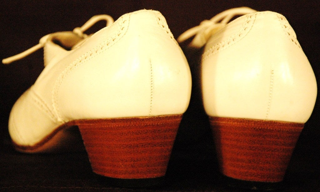 Hermes Ivory Lace up Spectator Low Heel Leather Shoes In Excellent Condition For Sale In Lake Park, FL