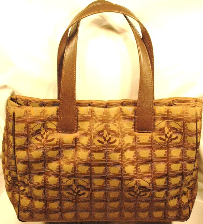 Chanel Canvas Olive & Brown Tote Beach Bag Purse In Excellent Condition In Lake Park, FL