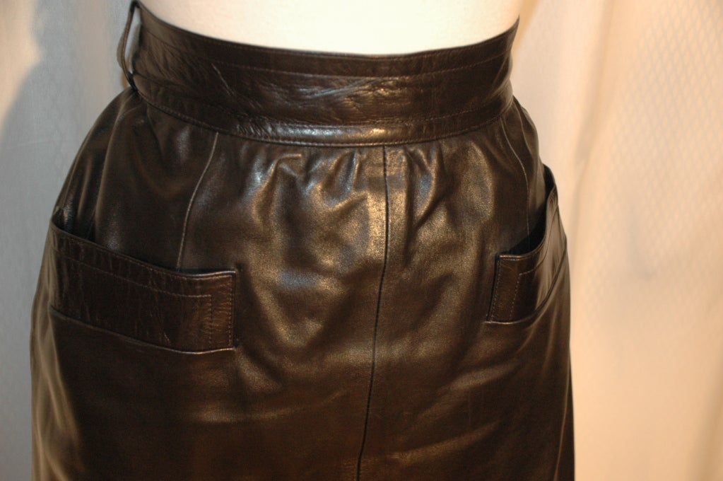 YSL black leather front pocket skirt In Excellent Condition For Sale In Lake Park, FL