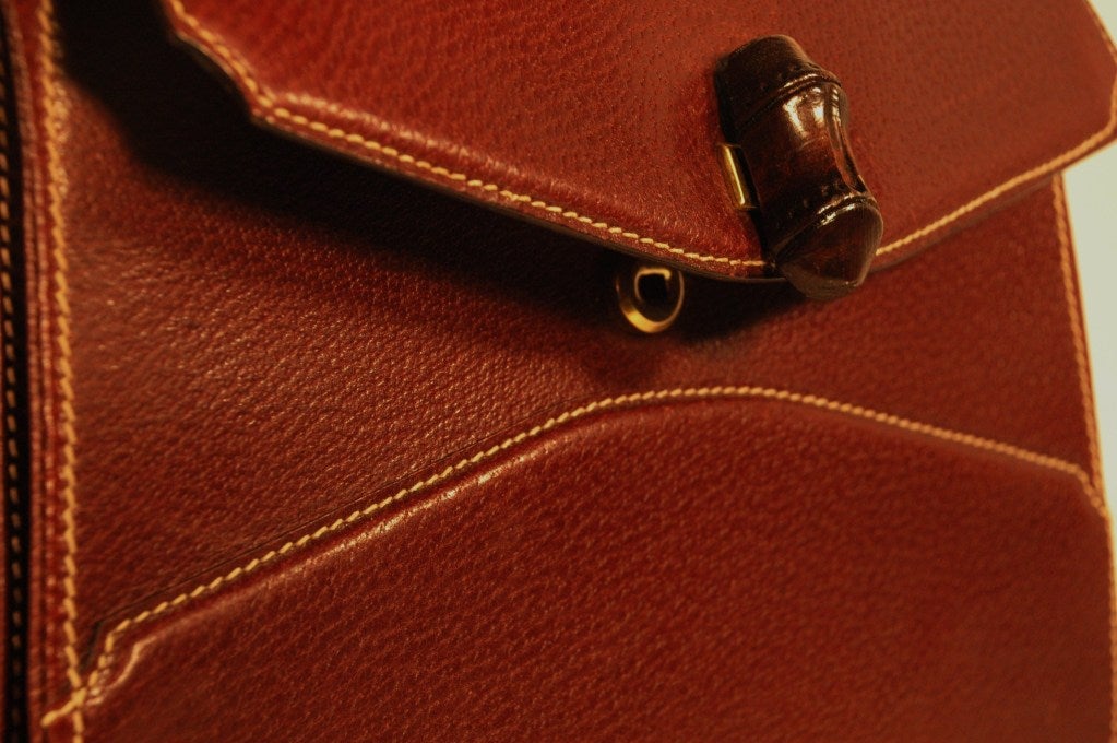 Rare Vintage1960s  Gucci Wooden Handle Bordeaux Leather Multi Compartment Handbag 2