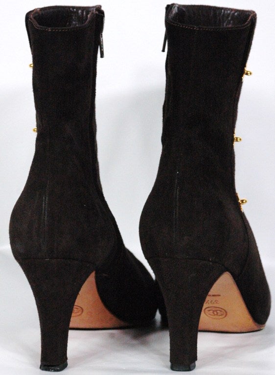 Vintage Chanel Brown Suede Ankle Boots w Triple CC Gold Logo In Good Condition For Sale In Lake Park, FL