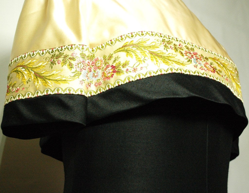 Vintage 1950s Patullo Jo Copeland Embroidered Silk Futuristic Dress For Sale 4