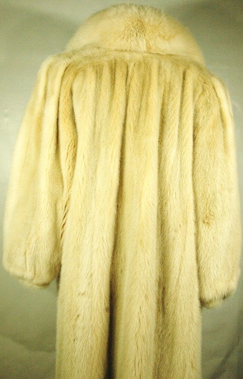 Beige Vintage Oscar de la Renta Mink w fox Trim Fur Coat For Sale
