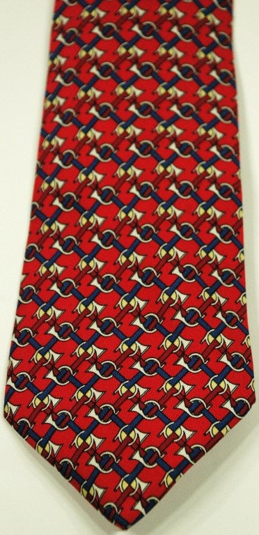 Hermes 100% Silk Trumpet Horns Red Navy Tie 7039 TA In Excellent Condition In Lake Park, FL