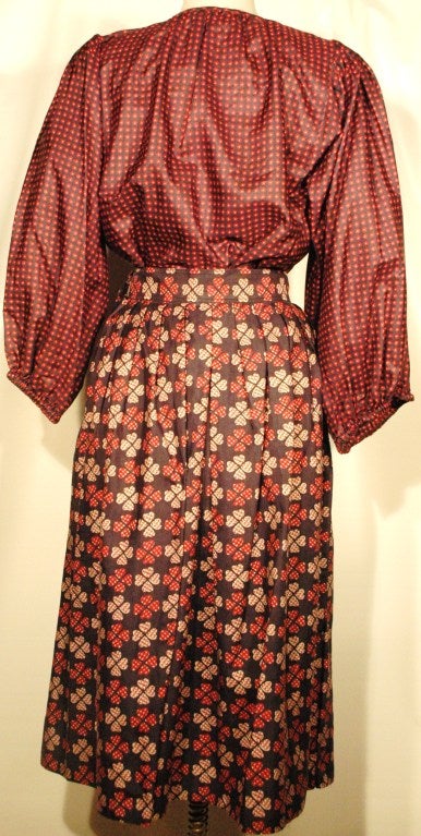 Brown Vintage Yves Saint Laurent Rive Gauche Silk Blouse Skirt Lucky Hearts Clover Print 38 For Sale