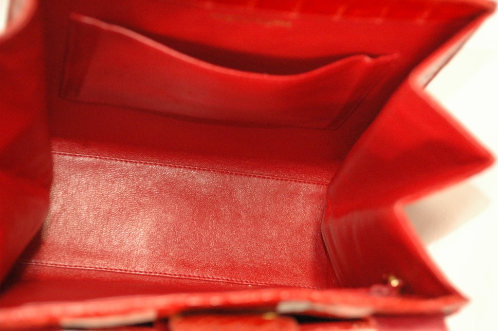 Vintage Paloma Picasso Red Crocodile Shoulder Handbag Rare Purse For Sale 3