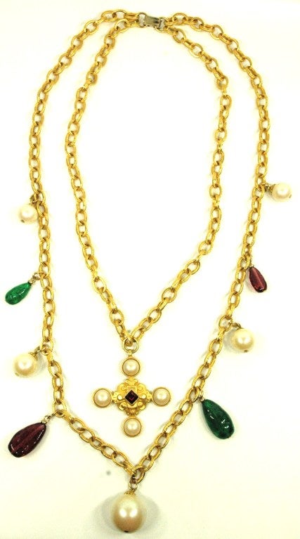 Ben Amun Layered Gold Chain Pearl Pendant Red & Green Stone Statement Necklace For Sale 1