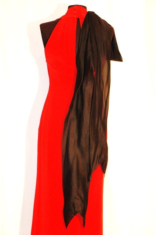 Christian Dior Haute Red Silk Gown with Gigantic Black Bow on Shoulder For Sale 4