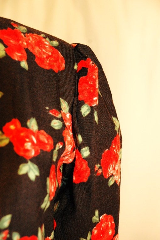 Vintage Yves Saint Laurent YSL Rive Gauche Red Flower Wool Long Sleeve Velvet Trim Belt Dress For Sale 2