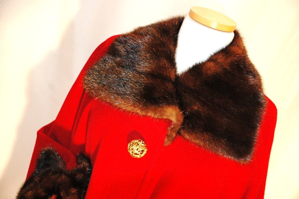 Yves Saint Laurent YSL Red Wool Cape with Mink Collar & Cuffs Coat For Sale 5