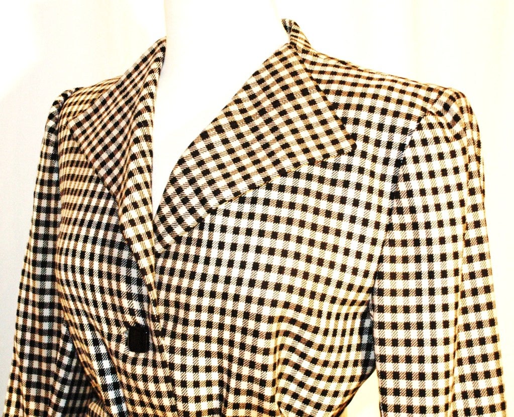 Vintage Pauline Trigere Black & white Checker Jacket w Belt Skirt Suit In Excellent Condition For Sale In Lake Park, FL