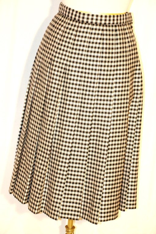 Vintage Pauline Trigere Black & white Checker Jacket w Belt Skirt Suit For Sale 1