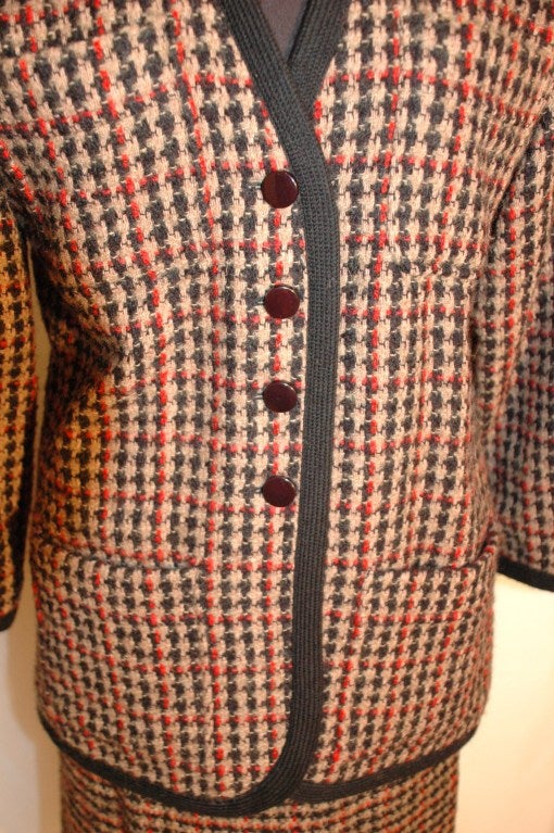 1984 Vintage Yves Saint Laurent Rive Gauche wool plaid 3pc Suit with Tags For Sale 3