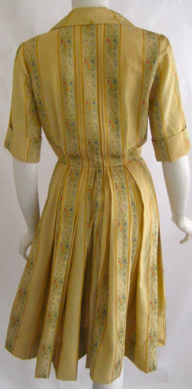 1950s Holly Hoelscher Embroidered Silk California Shirt Dress For Sale 1