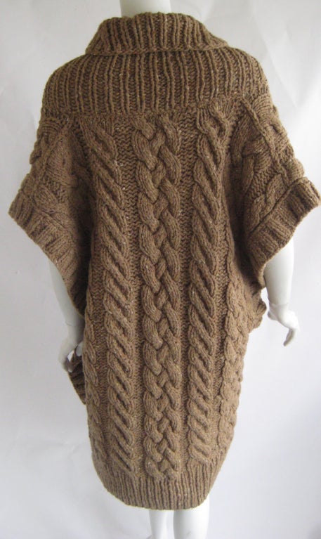 Chloe Hand Knit Wool Tunic Sweater In New Condition For Sale In Chicago, IL