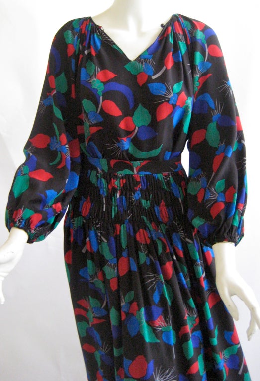 1970s Chloe Silk Peasant Blouse and Skirt In Excellent Condition For Sale In Chicago, IL