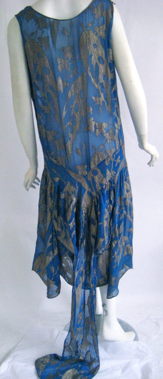 1920s gold lame cocktail dress with attached train For Sale 2